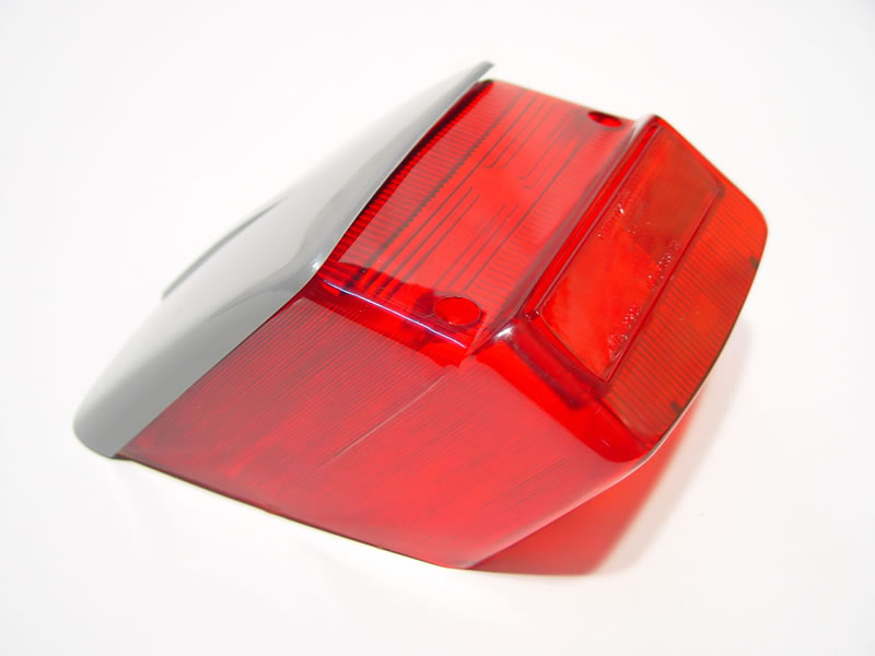 Rear light glass for Vespa Rally-Sprint-GTR-TS (with grey pastic on top)