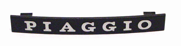Σήμα "PIAGGIO" μουτσούνας κουμπωτό Vespa PX