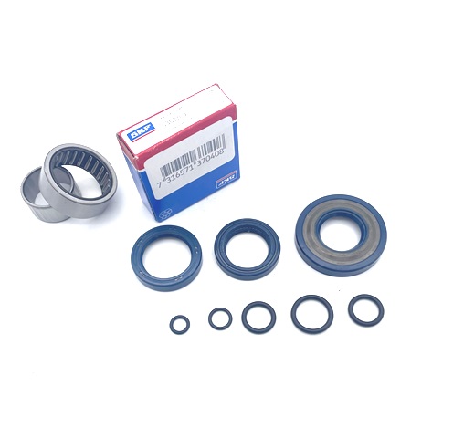 Crankshaft bearing and oil seal kit, engine o-rings and rear wheel oil seal for Vespa PK125 XL-FL