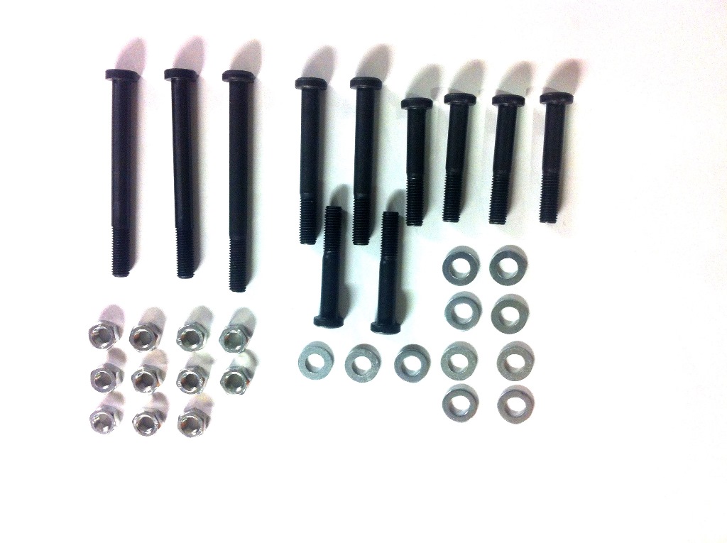Screw Kit M7mm for engine Vespa 50-125/PV/ET3/PK50 -125/S/XL/XL2 incl. nuts and washers.