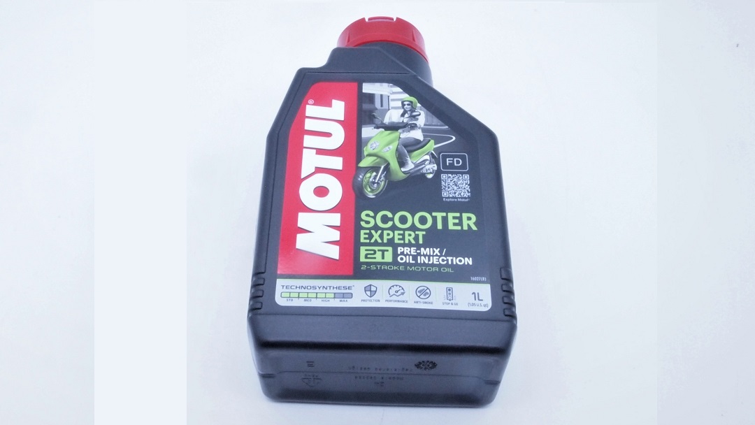 Oil 2T MOTUL "Scooter expert" semisynthetic